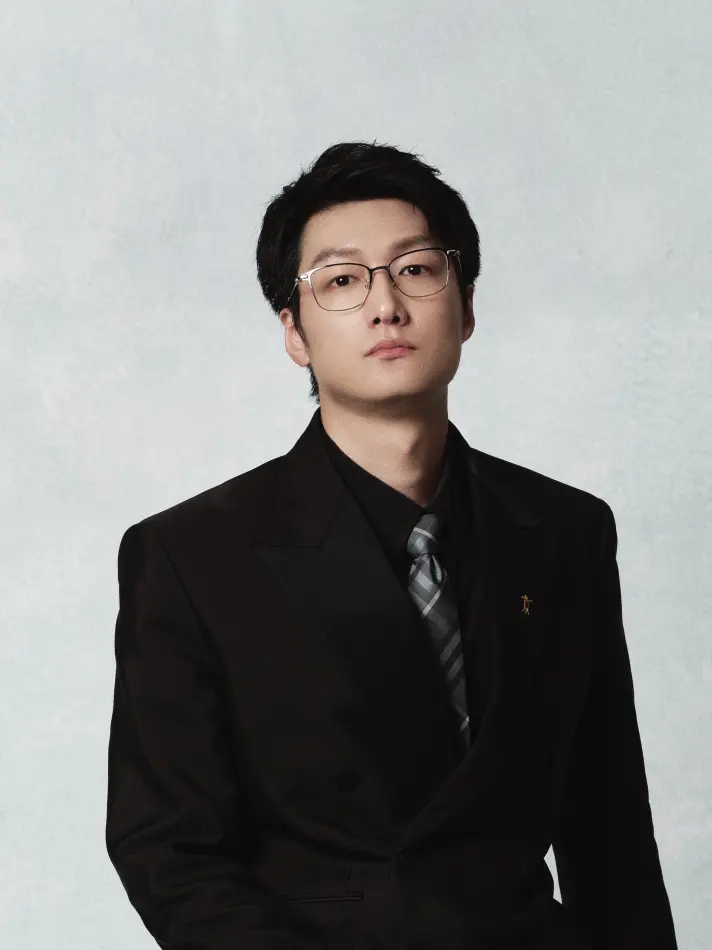 Director-Image